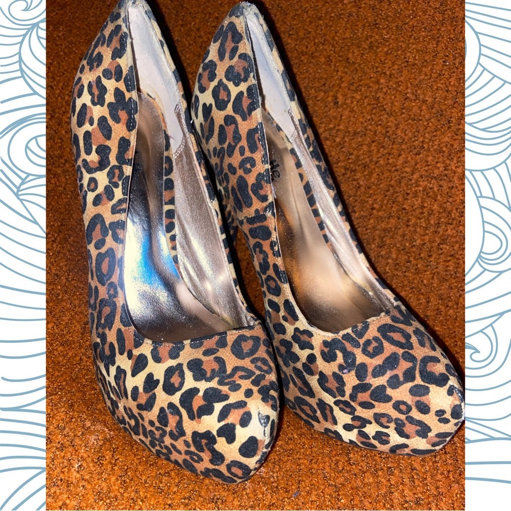 Charlotte Russe- Leopard 🐆 Heels